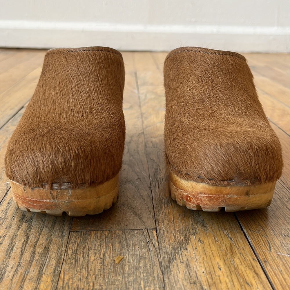 No. 6 New School Tread Clog - Picture 3 of 5